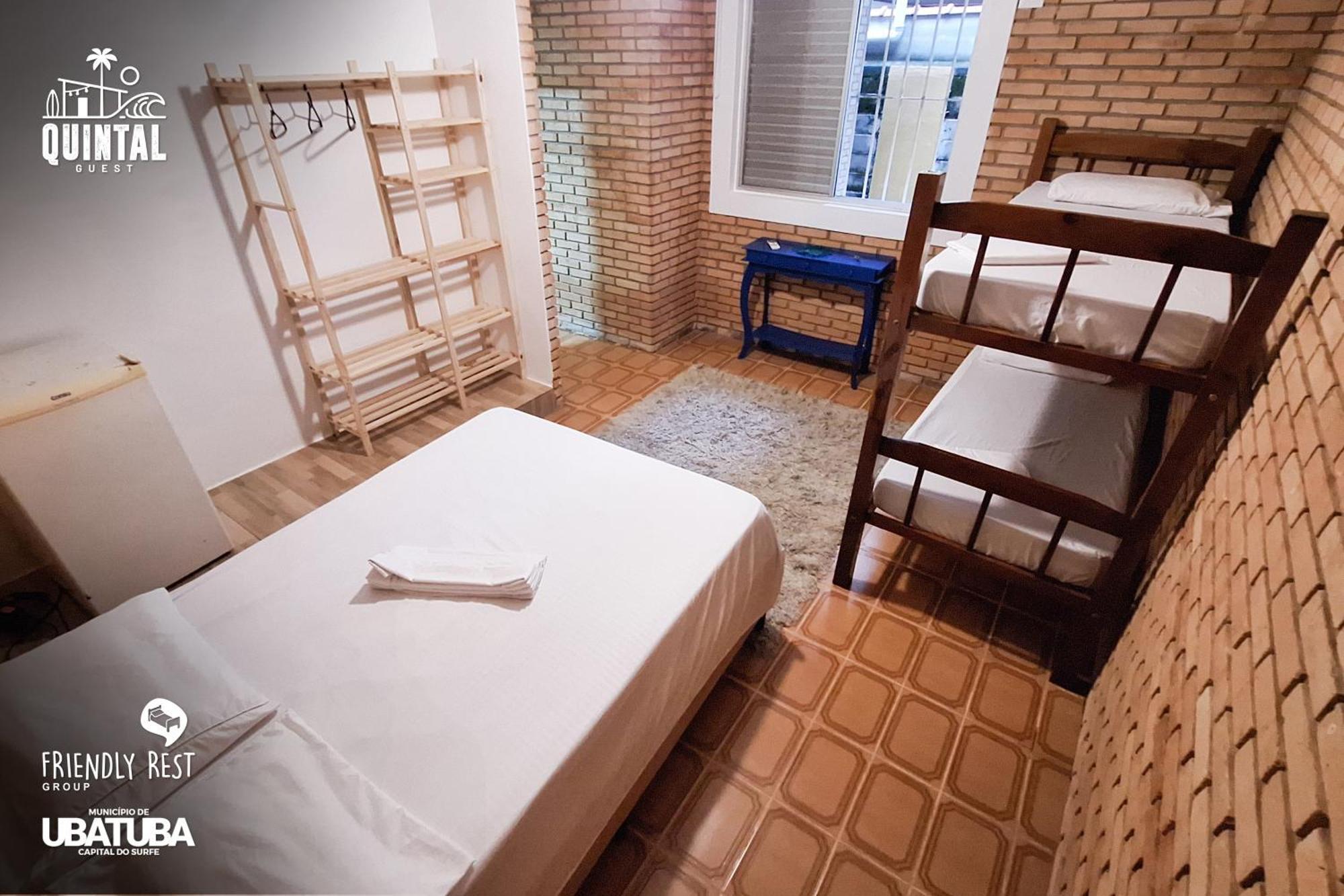 Hostel Quintal Guest Ubatuba - Pg Bagian luar foto