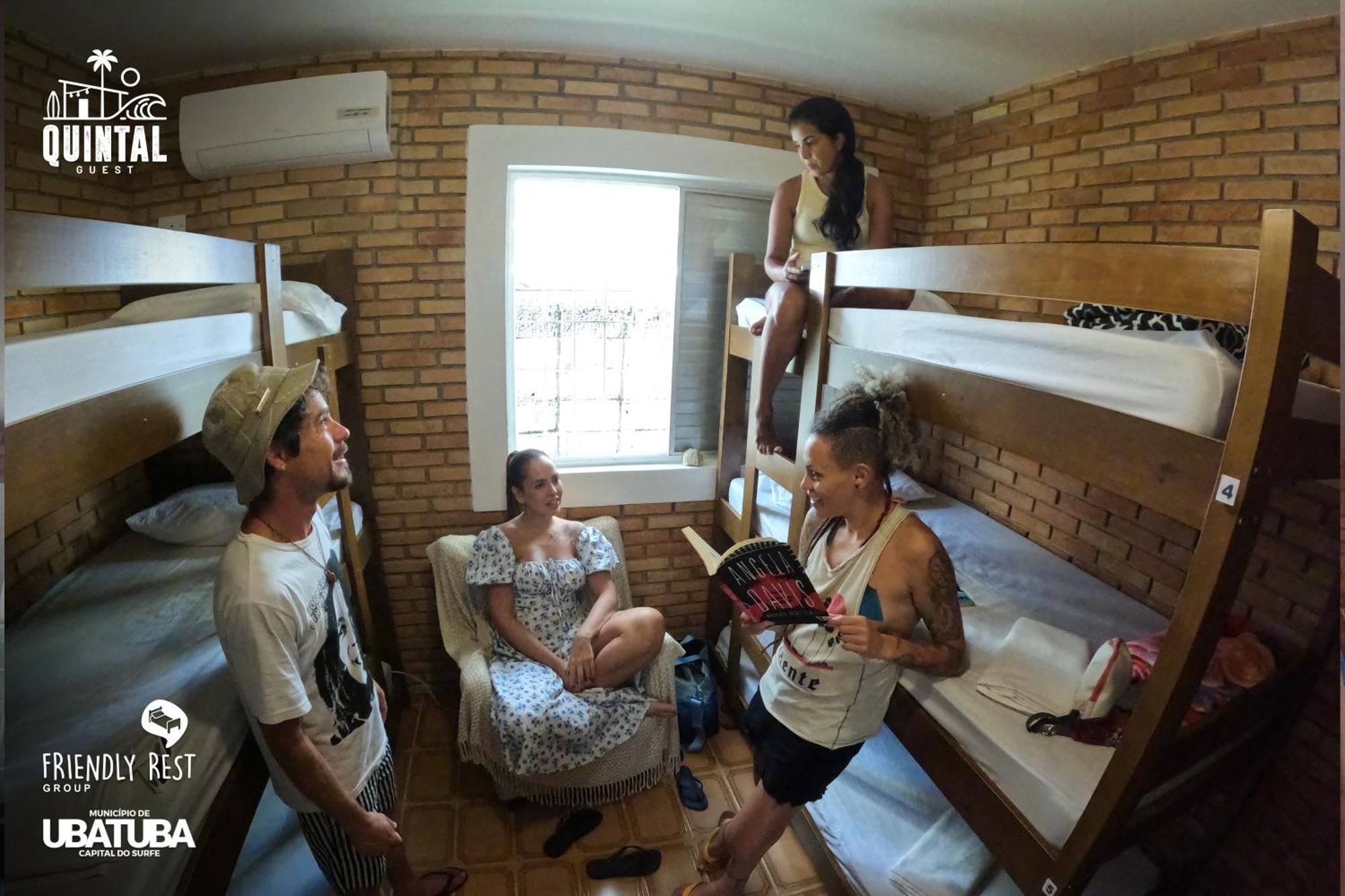 Hostel Quintal Guest Ubatuba - Pg Bagian luar foto